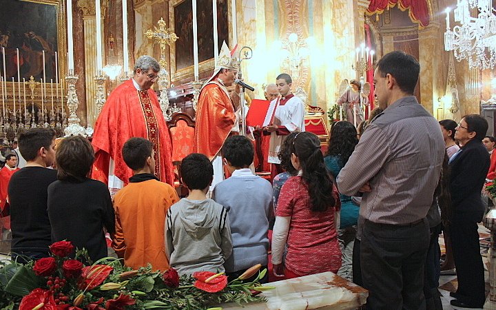 Pontifical Mass – San Koronatu 9.11.14