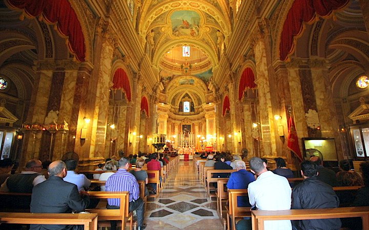 8.11.2015 Solemn Vespers – San Koronatu