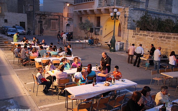 BBQ by Fundraising committee