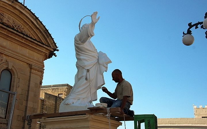 St Paul’s Statue Restored