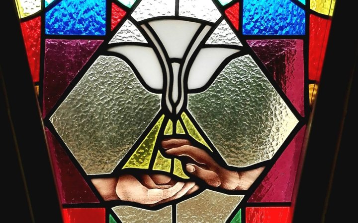 6th New stained Glass at the “ĦNIENA DIVINA” cemetery