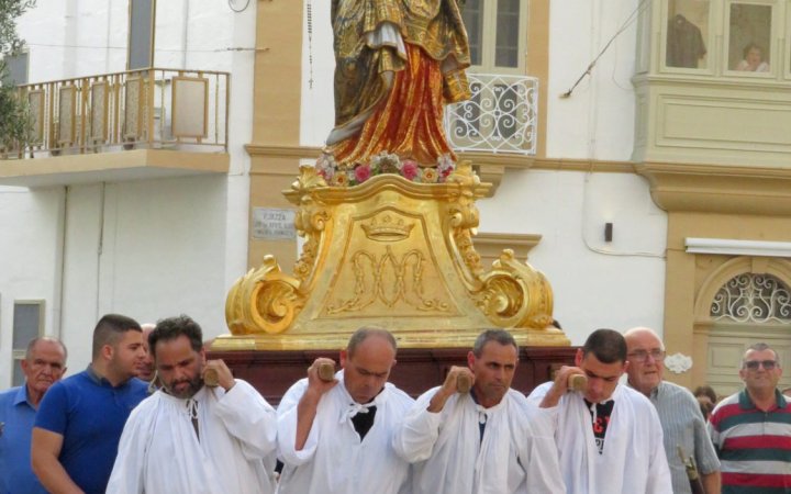 Procession of Our Lady of the Rosary