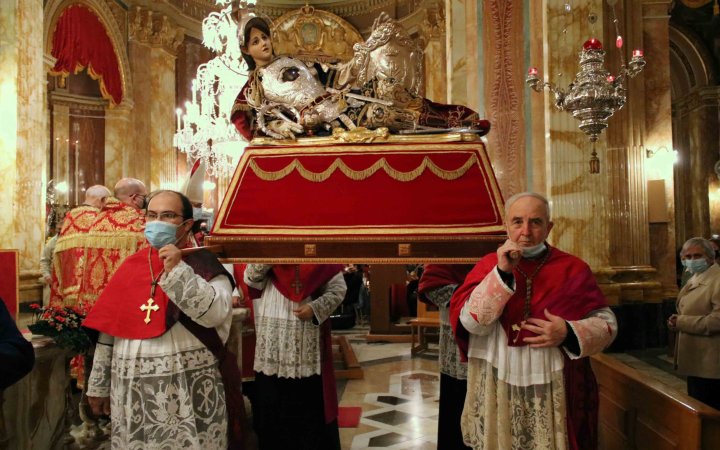 Solemn Vespers led by Mons Jimmy Xerri & Chapter followed by procession