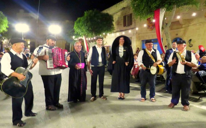 IKLA tal-FESTA fil-Pjazzetta
