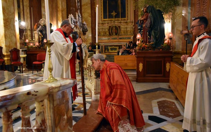 Adoration of the Cross