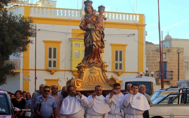 Procession of Our Lady of the Rosary
